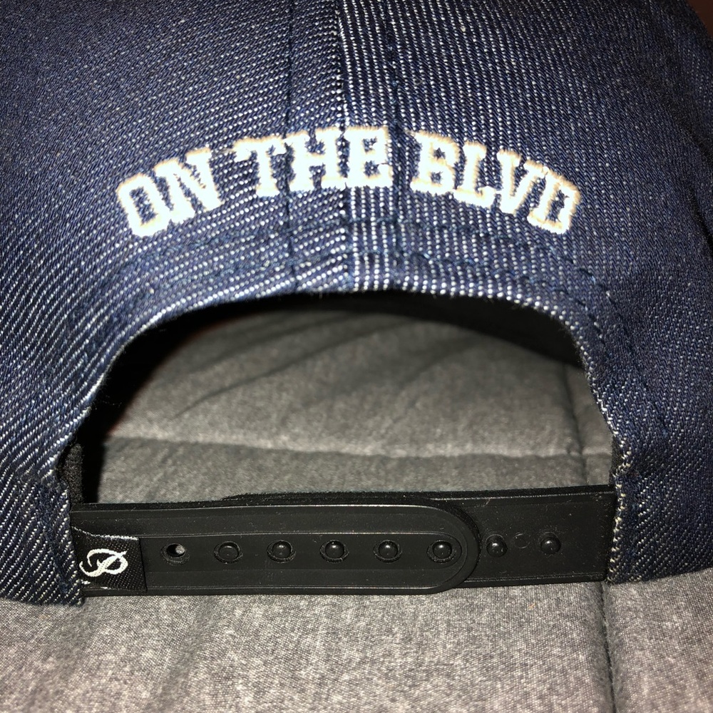 Primitive apparel SnapBack - Picture 2 of 3